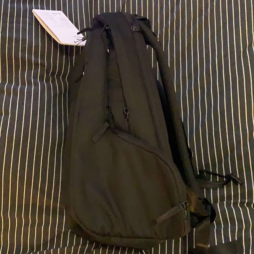 InCase ICON Laptop Backpack-Black